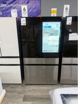 Samsung - 36 in. Wide Bespoke 29 cu. ft. 4-Door French Door Refrigerator with AI Family Hub+ - Charcoal Glass & Stainless Steel 🔥