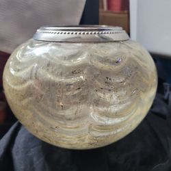 Round Candle Holder
