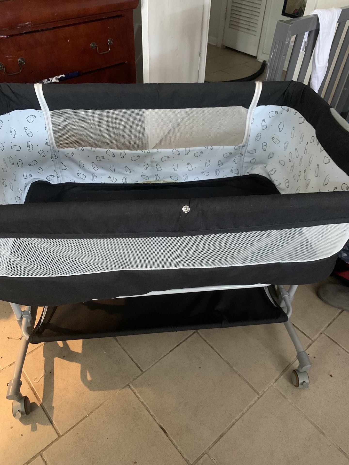 Bed Side Baby bassinet