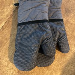 Set Of KitchenAid Oven Mitts / Pot Holders 