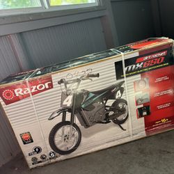 Razor Dirt Rocket Mx650