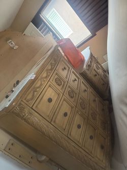 Cal King Bedroom Set
