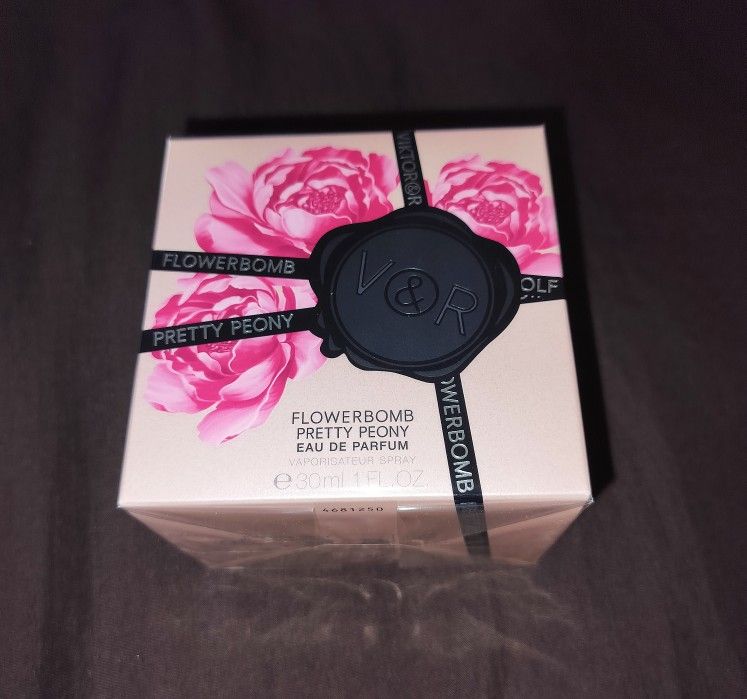 Viktor&Rolf Pretty Peony Perfume
