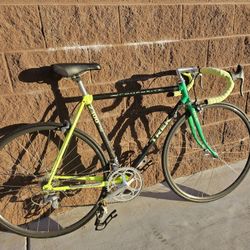 Trek 2300 Road Bike for Sale in Goodyear AZ OfferUp
