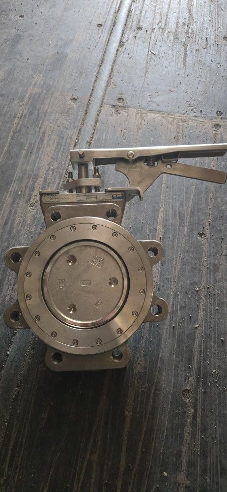Jamesbury 6" Lugged Butterfly Valve 150# Xtreme