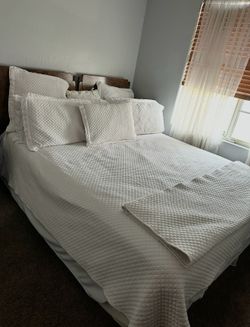 Bedroom set, Cal king!