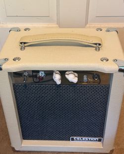 Monoprice 1x8 Stage Right Tube Guitar Amp Like New 5 watt/1 watt