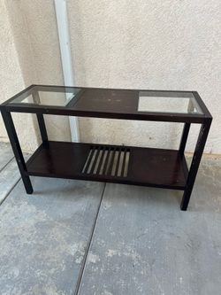 Free Sofa Table