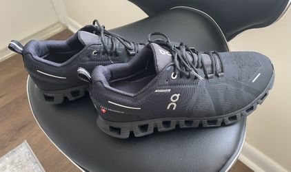 Sneakers On Size 9 - OFFERS!!