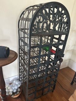 Vintage Wine Locker
