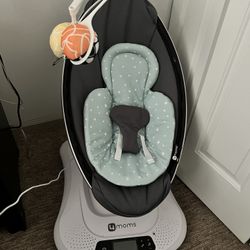 MamaRoo Baby Swing