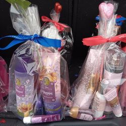 Still Have a Few Bath and Bodyworks Sets 