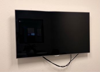 Samsung 55” Flat Screen LED TV