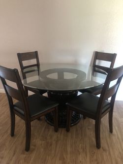 Glass table 4 chairs