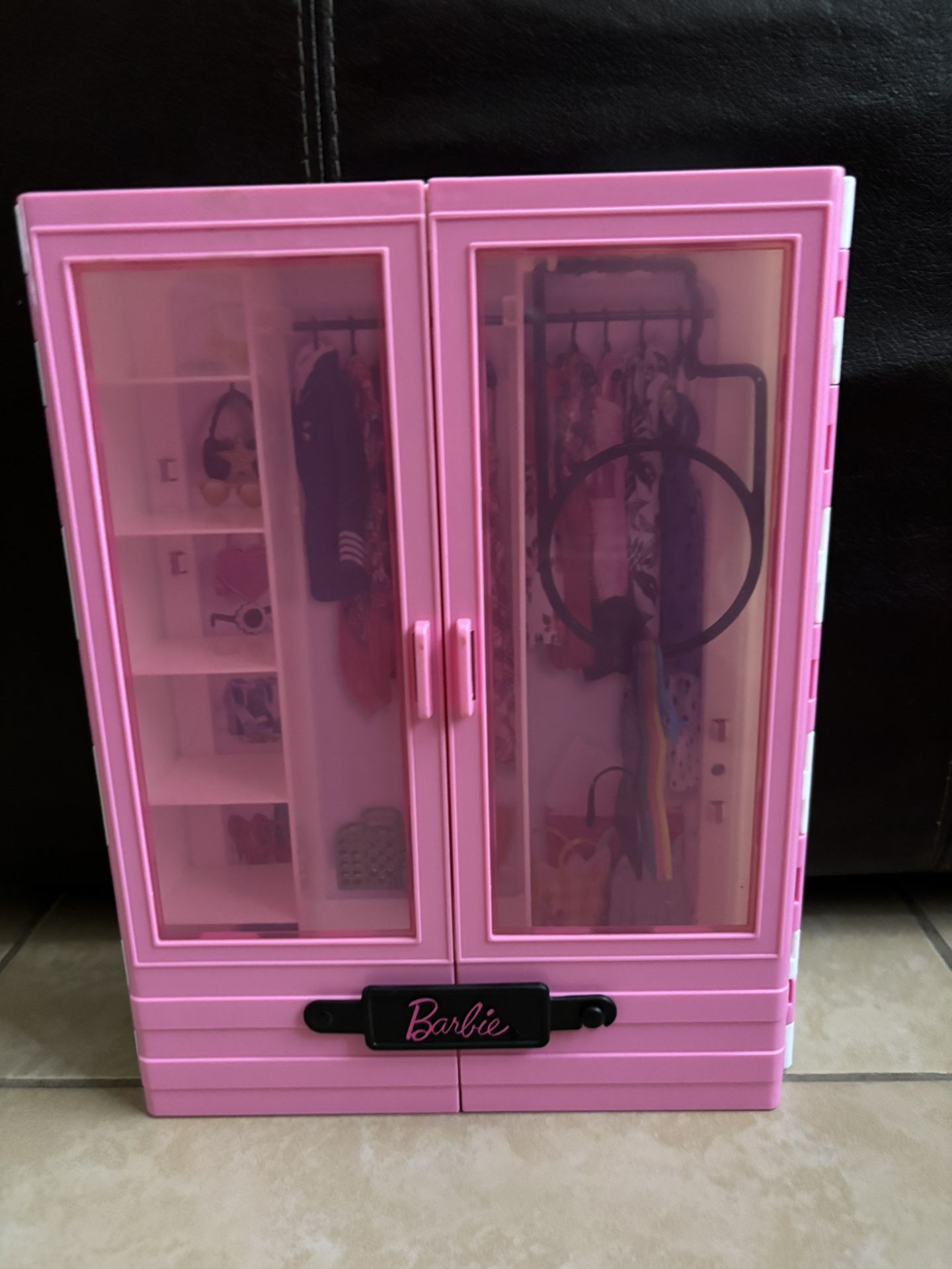 Barbie Wardrobe 