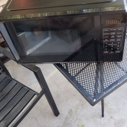 2 left! 700 Watts Microwave Oven By Intertek