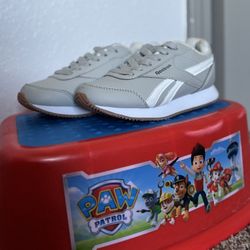Boys Reebok Classics Size 11C