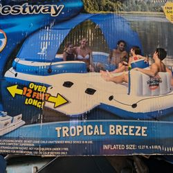 6 Person Inflatable Floating Island Lounge 