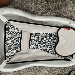 Fisher Price Bath Tub W/ Vibration 