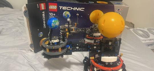 LEGO 42179