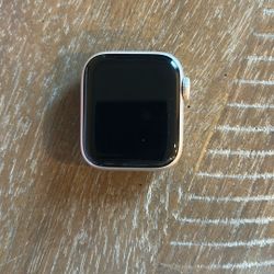 Apple Watch SE