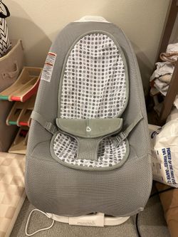 Munchkin Electric Baby Bouncer WITH GREEN COVER