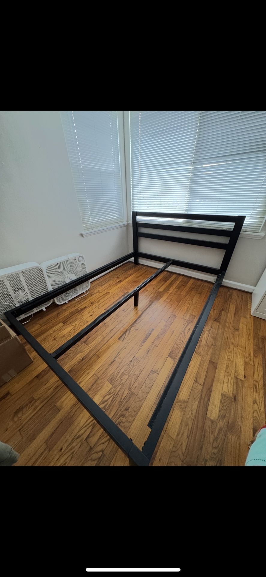 Metal Bed Frame 
