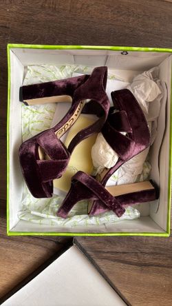 Sam  Edelman sandals velour /leather . Size 7