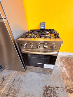 24” stove No credit needed