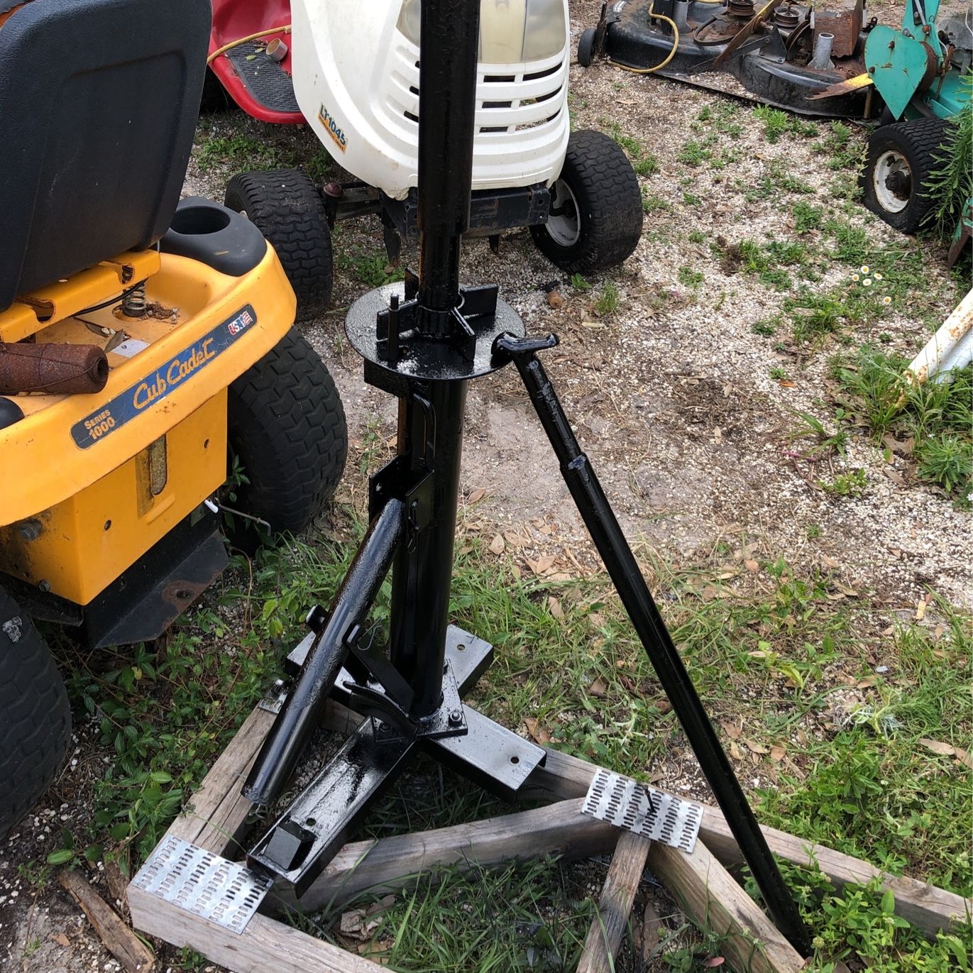 Tire changer