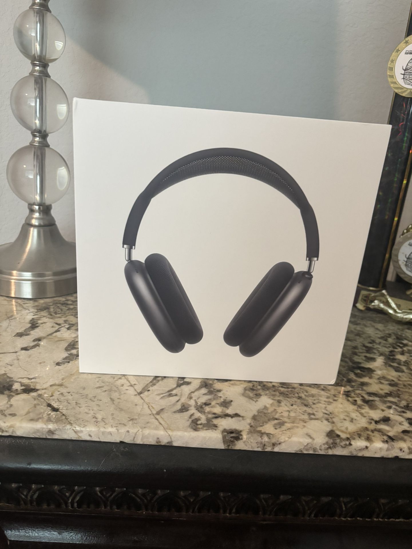 AirPod Max USB- C