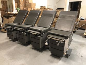 EXAM TABLE / EXAMINATION TABLE / Doctor Medical Equipment