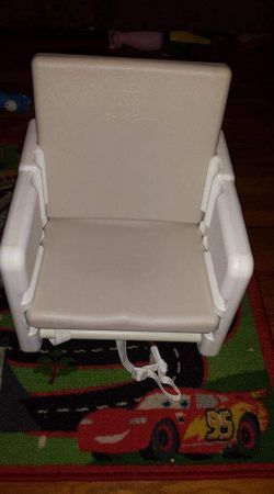Dolly grown and go high chair feeding booster seat