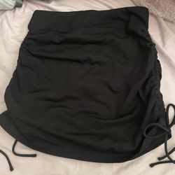 Black Scrunched Skirt