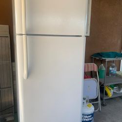 Frigidaire refrigerator, top and bottom