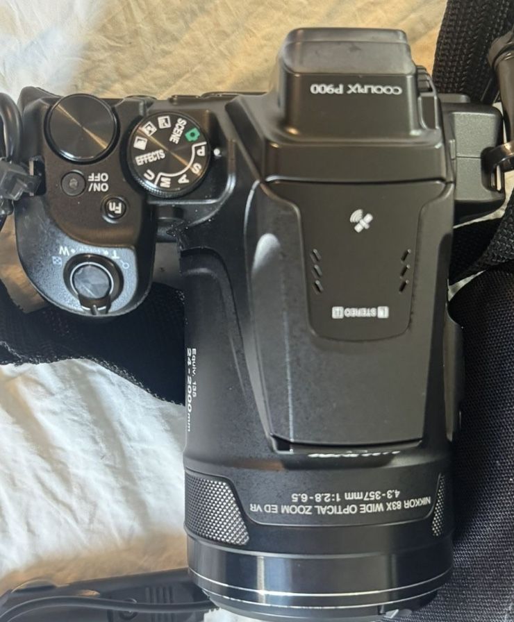 Nikon P900