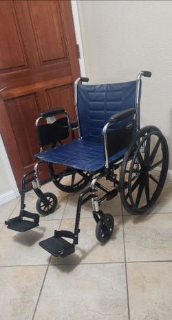 Wheelchair With Footrest