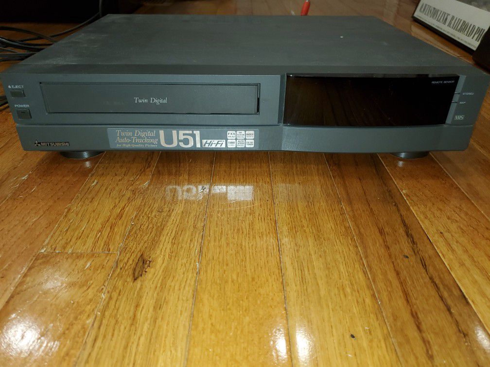 Mitsubishi HS-U51 video cassette recorder (VCR)