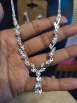 Silver Crystal and Pearl Bridal Necklace