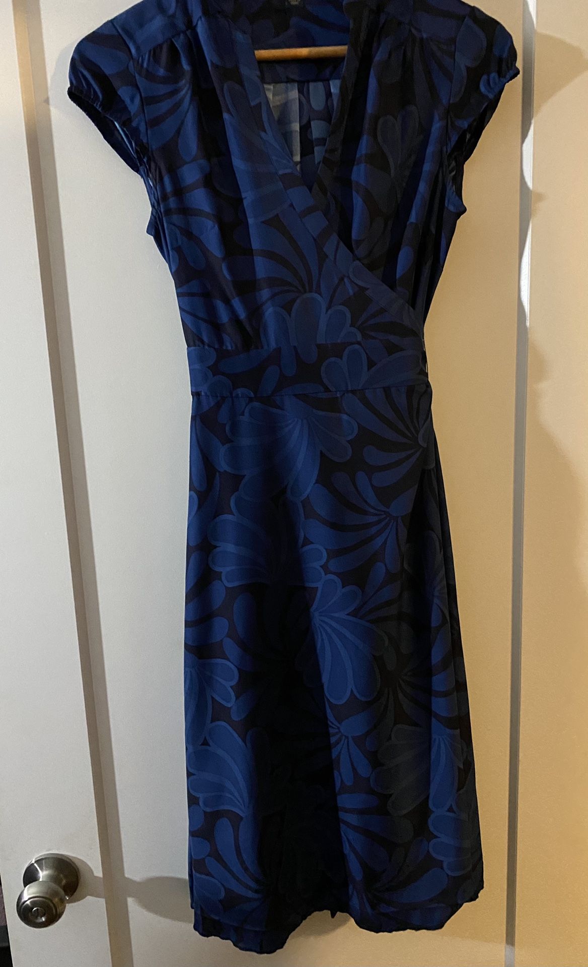 Gorgeous Blue Wrap Dress Banana Republic Sz 0