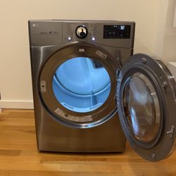 LG 7.4 cu. ft. Gas Dryer 