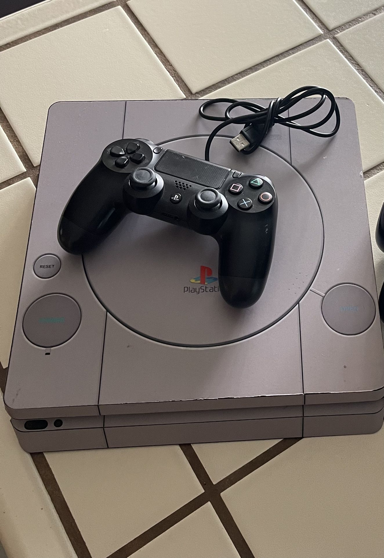 PS4