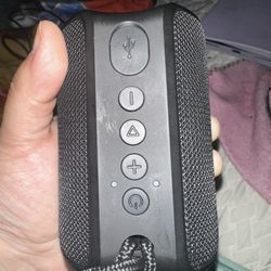 Bluetooth Speaker 