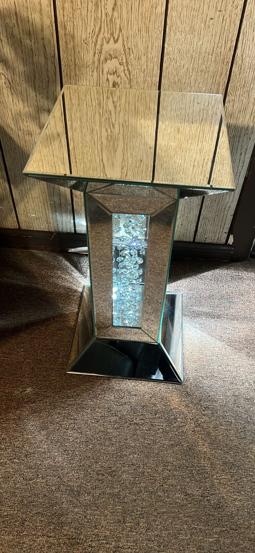 2ft Glass Stand