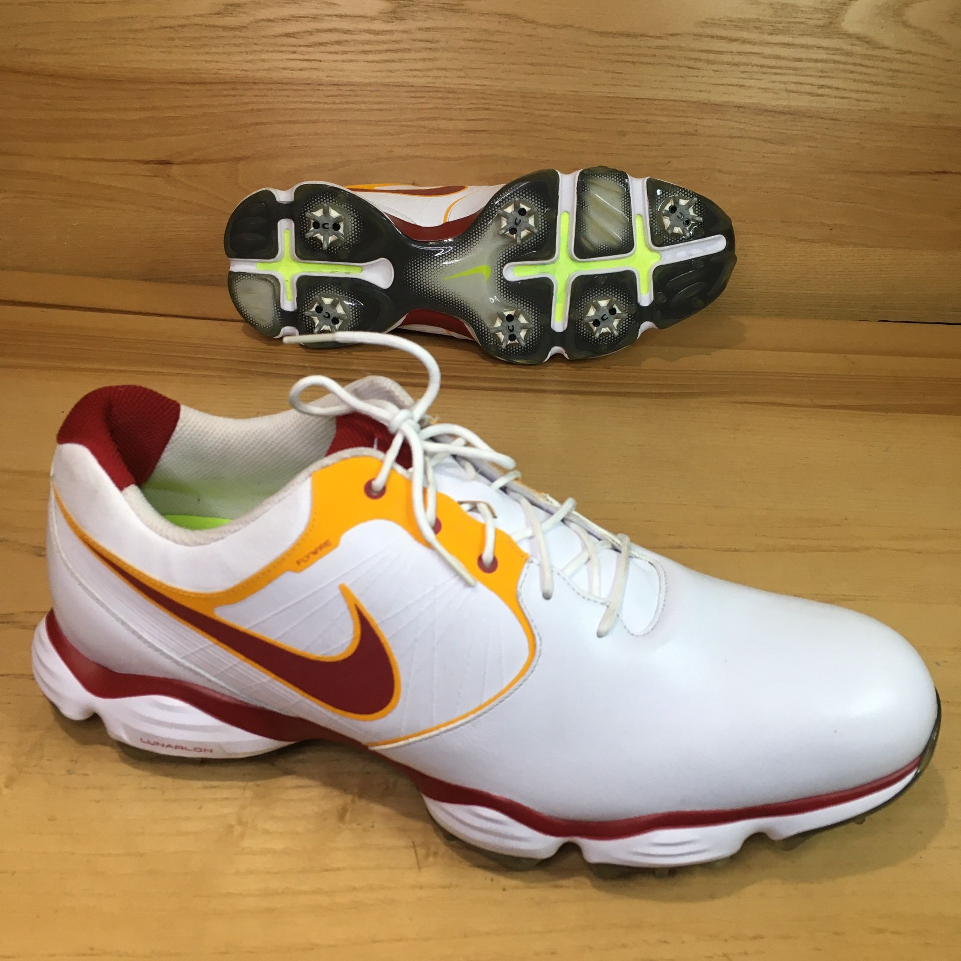 USC Trojan Nike Golf Shoe Size 1. Used In Great