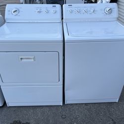 Kenmore Washer And Kenmore Eléctric Dryer 