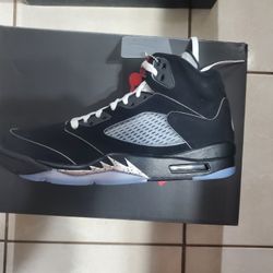 Nike Air Jordan Retro 5 Metallics Size 10.5 DS 