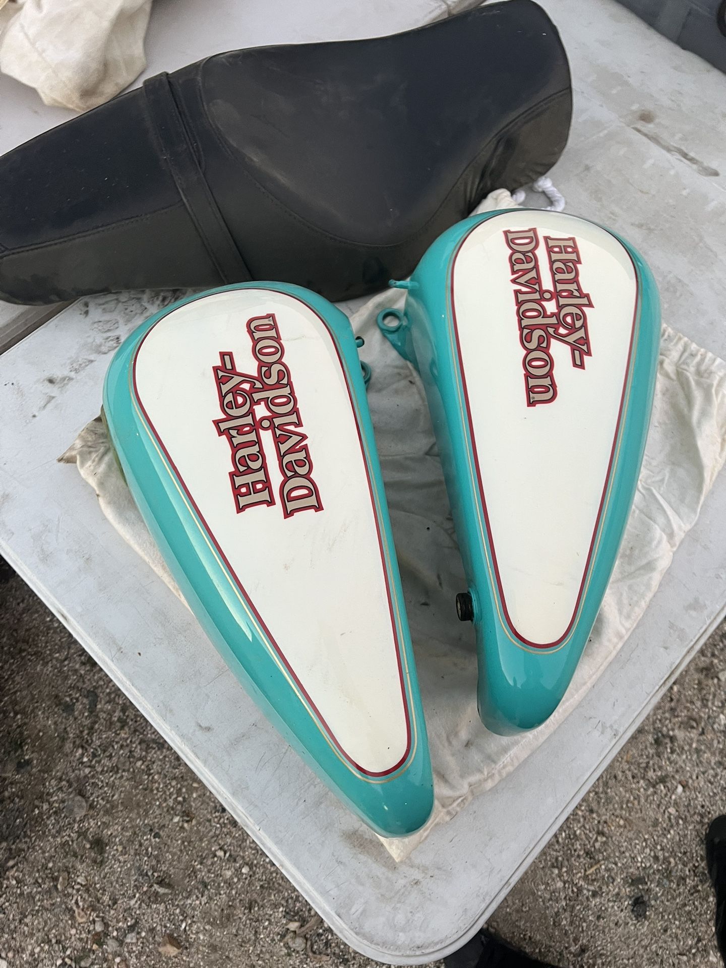 Harley Gas Tanks & Seat