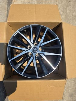 One☝🏼Single Toyota Camry OEM replacement wheel.