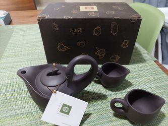 NEW IN BOX! Yixing Collection Swan Handle, Clay Tea Set